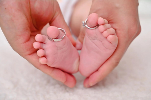 广汉怀孕小肚子酸酸的